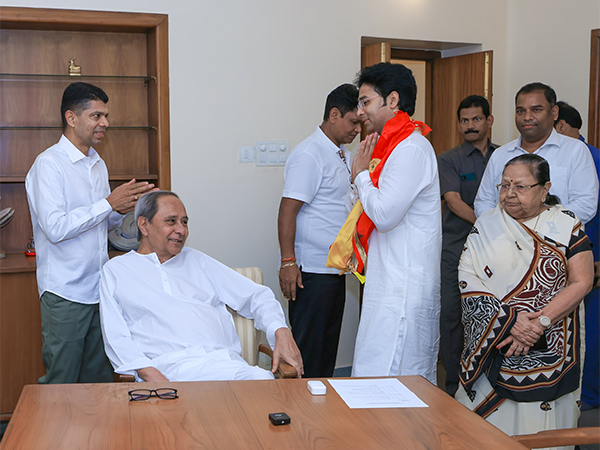 bjp-leader-bijoy-mohapatras-son-arabinda-mohapatra-joins-bjd-in-odisha.jpg